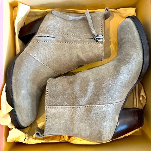 Acne Tan Suede Ankle Boots size 10 - Picture 4 of 5
